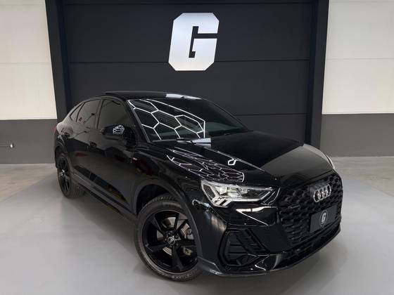 AUDI Q3 2.0 40 TFSI GASOLINA PERFORMANCE BLACK QUATTRO TIPTRONIC AUDI Q3 2.0 40 TFSI GASOLINA PERFORMANCE BLACK QUATTRO TIPTRONIC